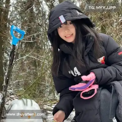 束婉义